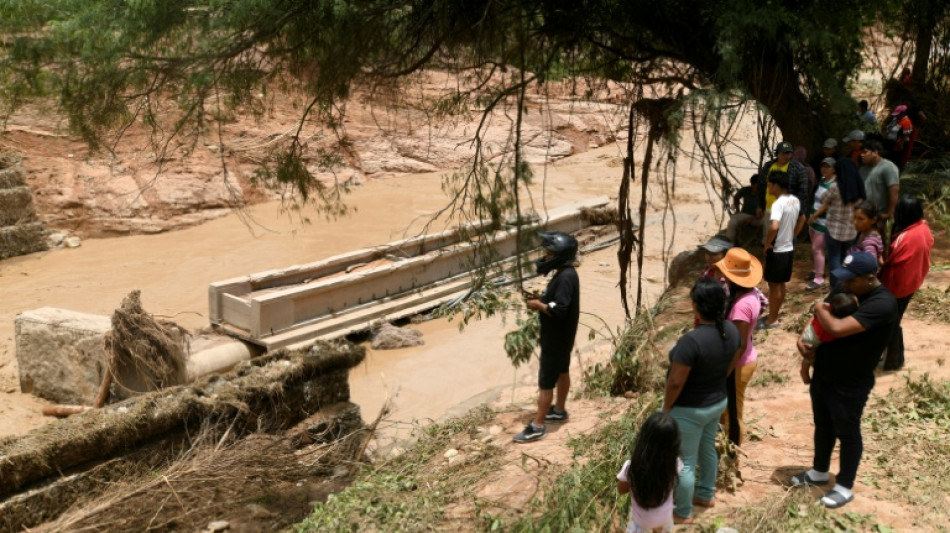 Transbordamento de rio deixa 20 mortos e dezenas de desaparecidos na Bol&iacute;via