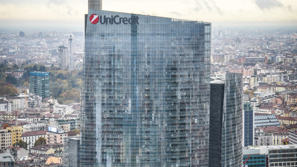 Premio ops Unicredit su Commerz al 2,6%, oggi dati definitivi primo round