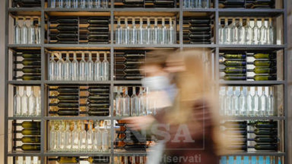 Dazi: Coldiretti, si stima perdita 390 milioni per vino italiano