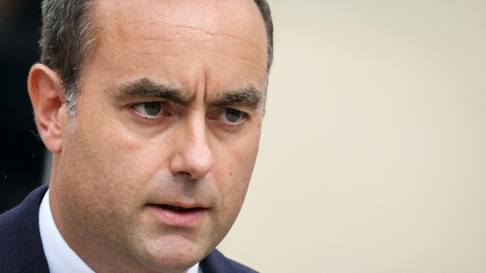 Matignon propose à l'intersyndicale une rencontre avec Lecornu mercredi, selon des sources syndicales à l'AFP