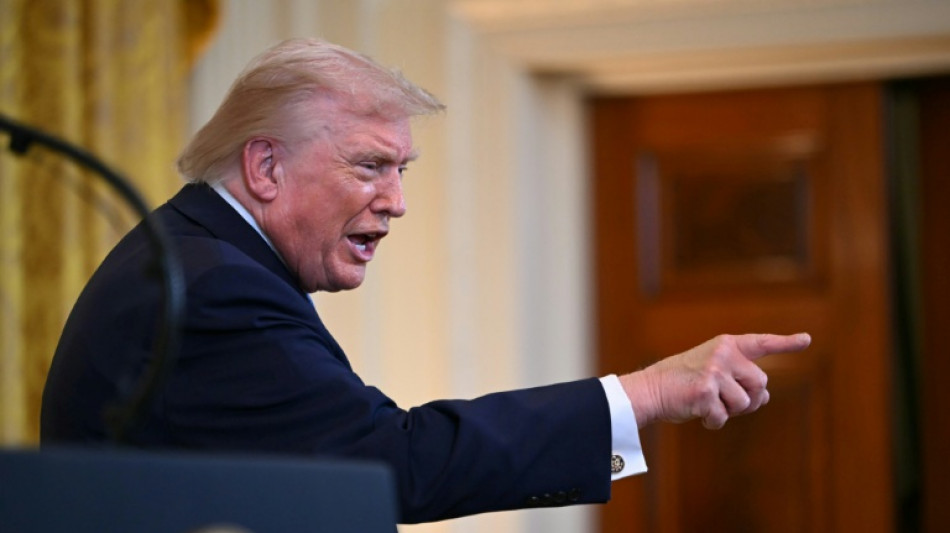 Trump verbietet auch Syrern und Pal&auml;stinensern Einreise in die USA