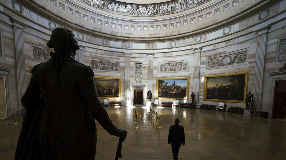 Pi&ugrave; di 4.100 dipendenti federali licenziati per lo shutdown