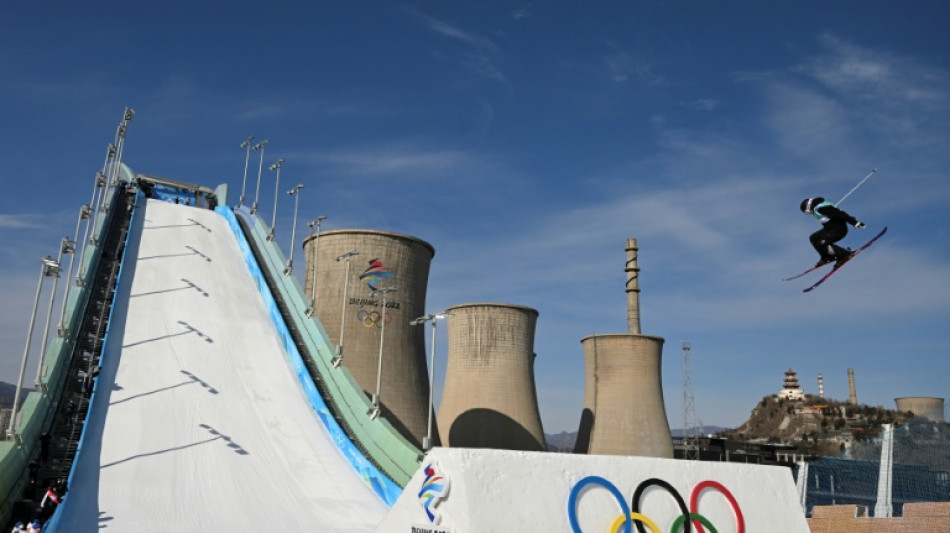 JO-2022: du ski et du snowboard dans une friche industrielle, l'&eacute;tonnant d&eacute;cor des JO de P&eacute;kin 