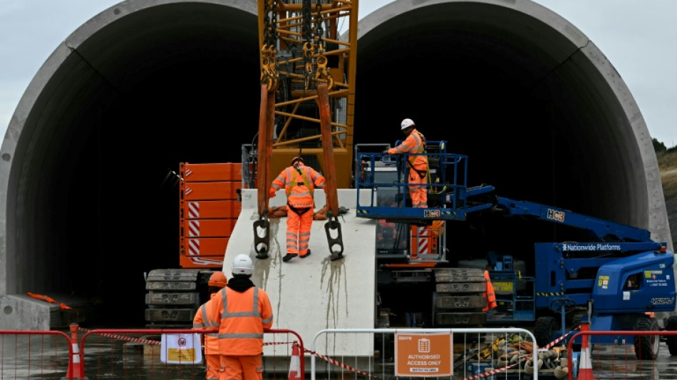 El desempleo en Reino Unido se mantiene en su nivel más alto en cuatro años