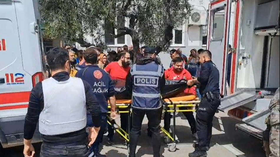 Autor de mortal tiroteo en Turqu&iacute;a rindi&oacute; homenaje a atacante mis&oacute;gino de EEUU
