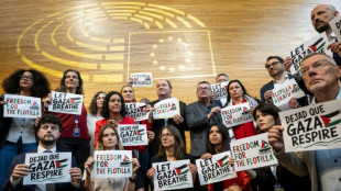 Un ministro israel&iacute; provoca indignaci&oacute;n con un video de activistas de la flotilla maniatados