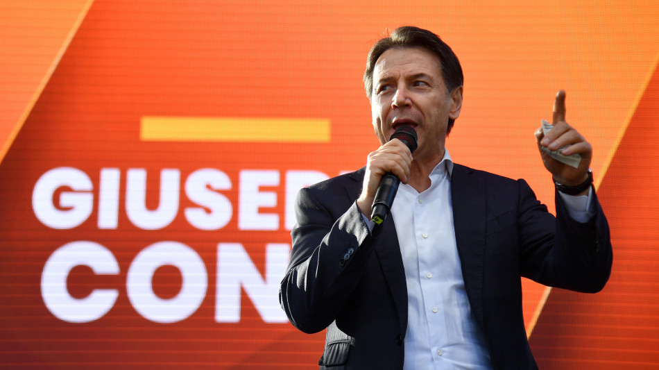 Conte,il governo peggiora la Fornero, aumenta l'età pensionabile