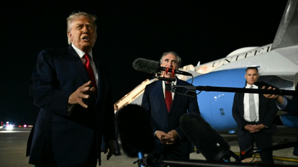 US renews attacks on Iran, vows to hit 'hard'