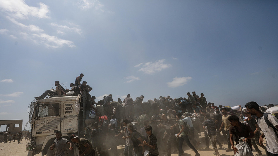 Cento ong contro Israele, 'basta usare la fame come arma'