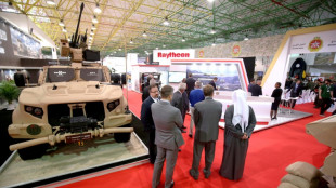 China impone controles de exportaci&oacute;n sobre 10 empresas de EEUU