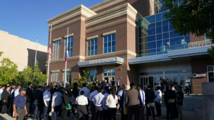 Hispanos, exmilitares, jubilados: la policía migratoria recluta a todos en EEUU