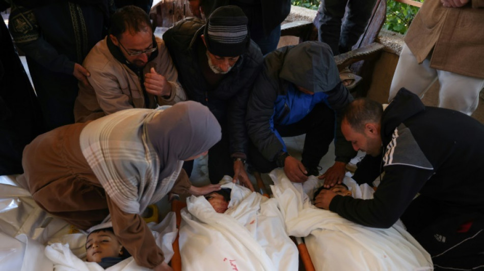 Bombardeos israel&iacute;es dejan m&aacute;s de 20 muertos en Gaza