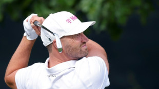 Clark leads by three as US Open second round begins