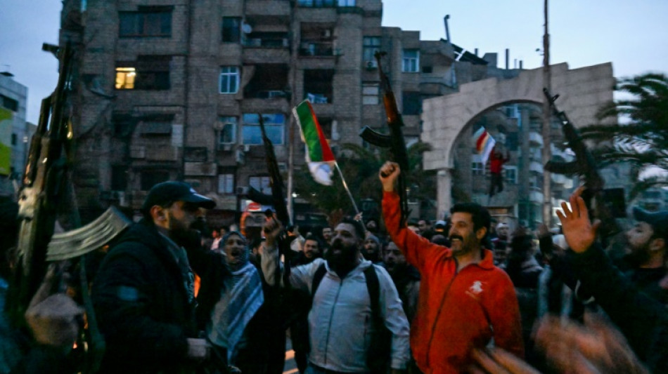 La rebeli&oacute;n siria derroca al presidente Bashar al Asad