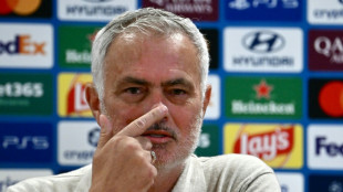 Real Madrid's Mourinho has 'trust' in referees despite complaints