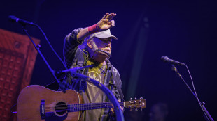 Neil Young dona la sua musica alla Groenlandia e si ritira da Amazon