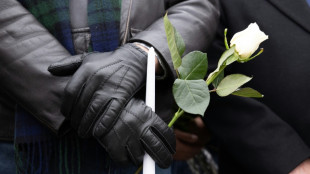 Cuatro muertos y 11 heridos en un tiroteo en una fiesta de cumpleaños en California