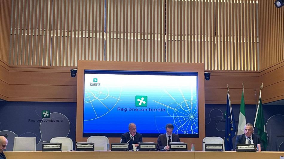 Calderoli e A.Fontana firmano la pre-intesa sull'Autonomia