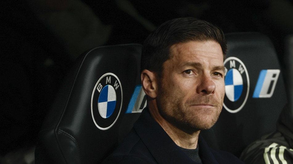 Il Chelsea contatta Xabi Alonso per la panchina, lo spagnolo chiede garanzie