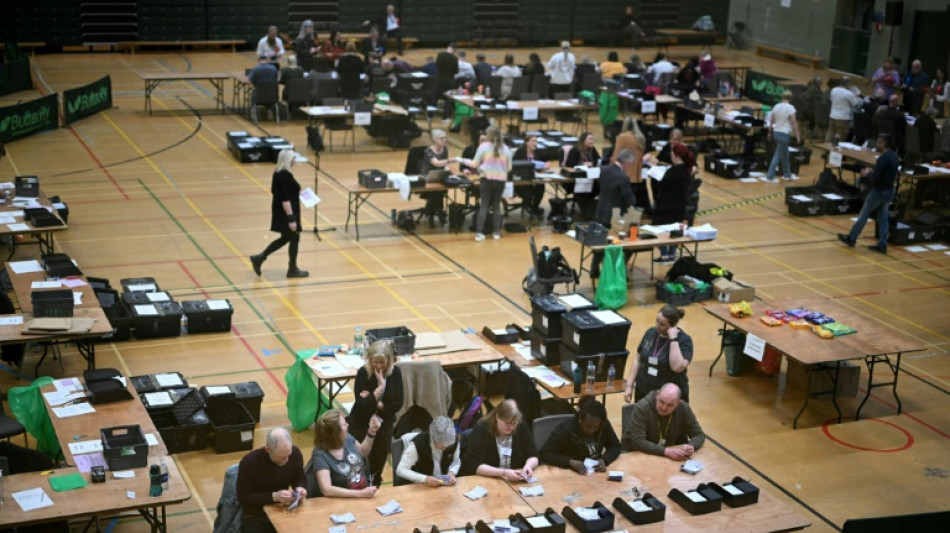 Inglaterra celebra unas elecciones locales claves para el futuro del primer ministro brit&aacute;nico