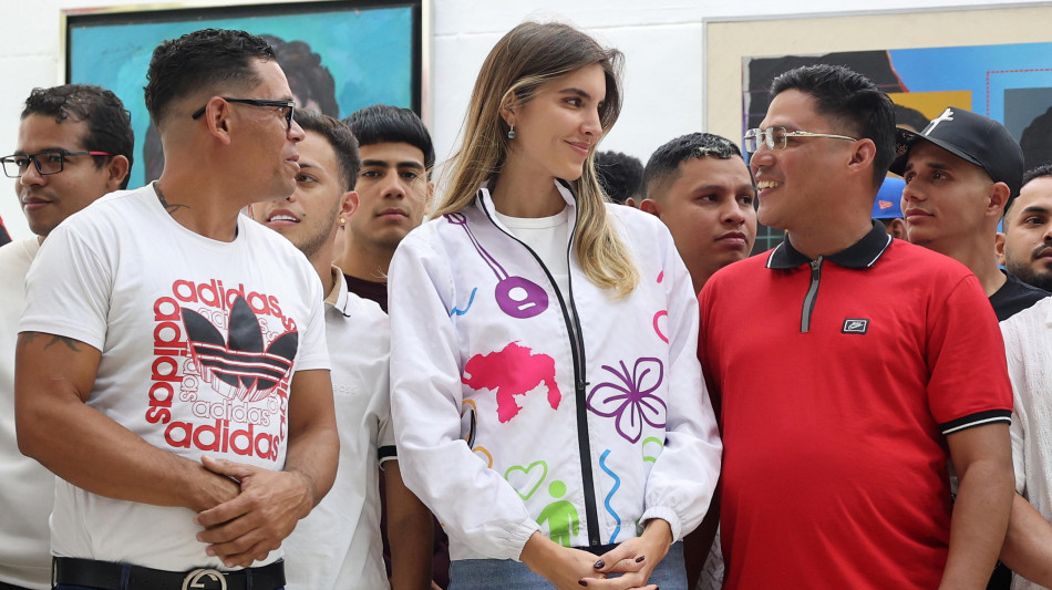 Camilla Fabri lascia Caracas, giallo sulla fuga tra Italia e Miami