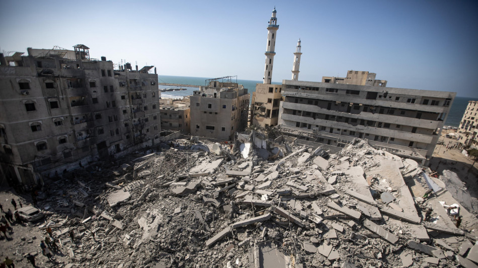 Ue, 'l'offensiva a Gaza City porter&agrave; pi&ugrave; distruzione e morti'