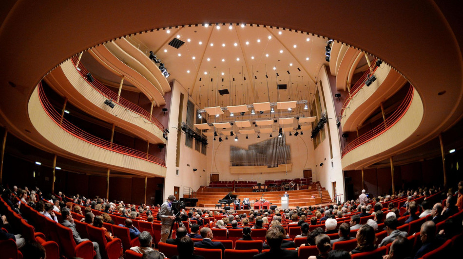 Dvoř&aacute;k e Schumann per l'Orchestra sinfonica nazionale Rai con Trevino e Ferr&aacute;ndez