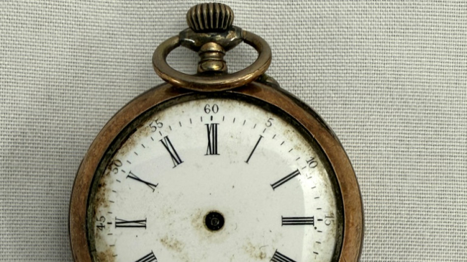 Relógio de bolso de vítima do Titanic vai a leilão no Reino Unido