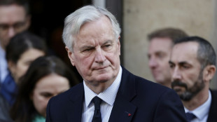 Le Pen ferme sur sa menace de censure apr&egrave;s sa rencontre avec Barnier