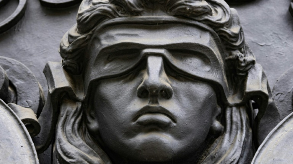 Geldstrafe f&uuml;r Berliner wegen Verbreitung von Nazisymbolen und Gewaltaufrufen