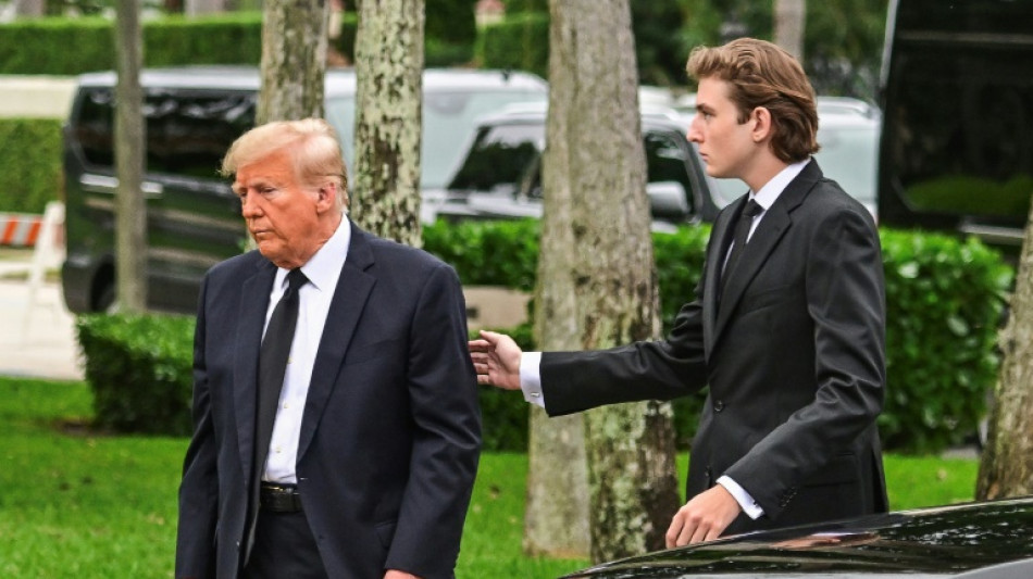 El hijo de Trump y Melania ser&aacute; delegado en la convenci&oacute;n republicana