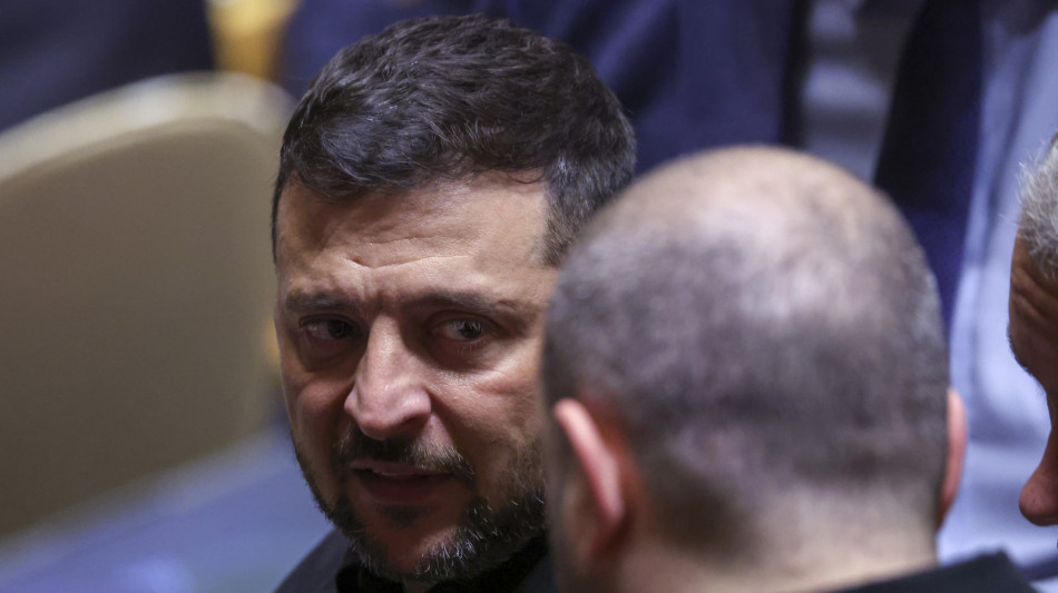 Zelensky, il mio obiettivo &egrave; la pace poi non mi candider&ograve;