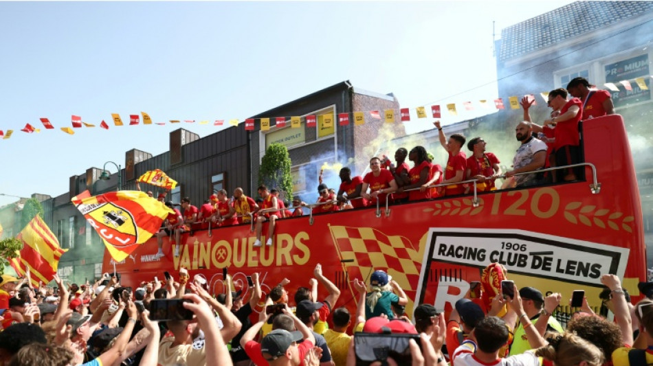 "L'un des plus beaux jours de ma vie": Lens f&ecirc;te sa premi&egrave;re Coupe de France