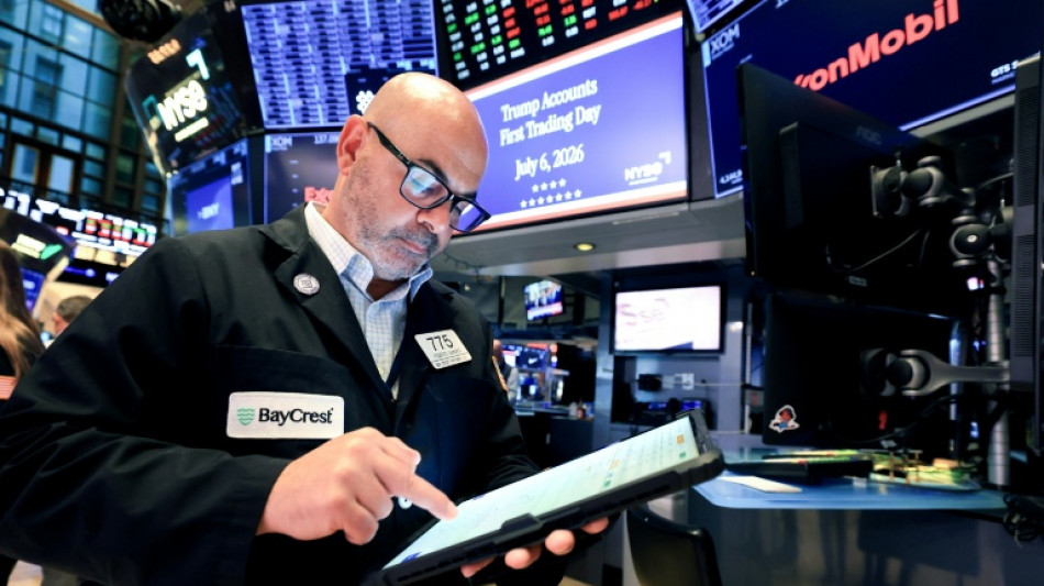 Wall Street ouvre en baisse, nouvelle vague de vente sur les semi-conducteurs