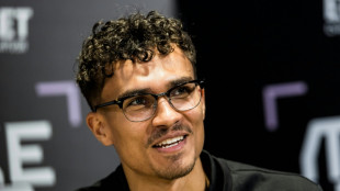 Tristan golft, Oscar angelt: Entspannen für Finnland