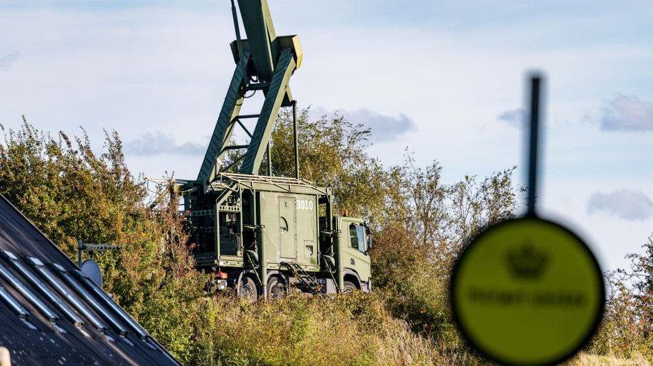 Avvistati droni nella notte vicino siti militari Danimarca