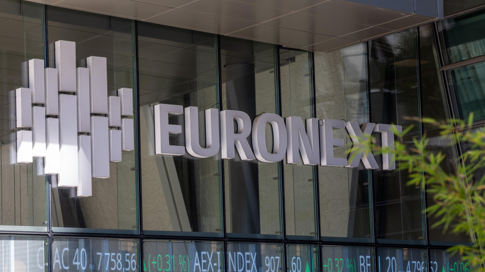 Borsa: Europa a due velocit&agrave;, future Usa positivi, Milano +0,3%