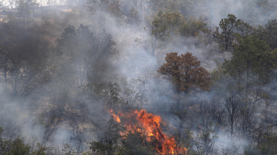 Nei Balcani resta l'emergenza incendi