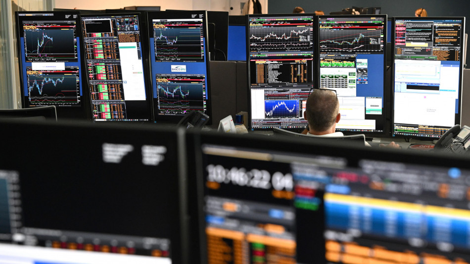 Borsa: l'Europa peggiora ancora, Milano e Francoforte -2%