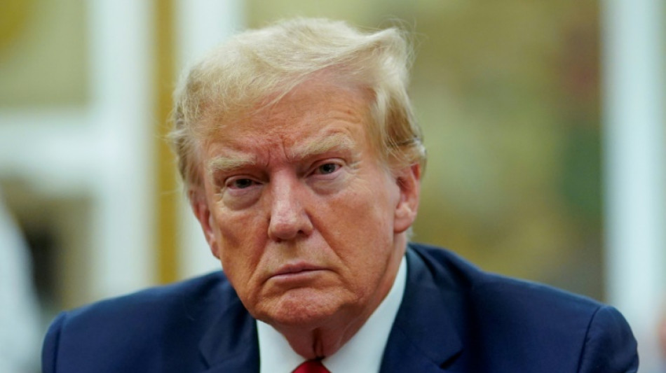 Estado de Nova York pede US$ 370 milh&otilde;es de Trump por fraude financeira