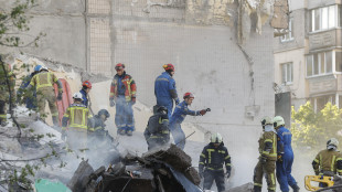 Sale a 16 il bilancio dei morti a Kiev, anche 2 bambini