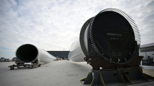 EEUU amplía el alcance de los aranceles al acero y aluminio a "productos derivados"