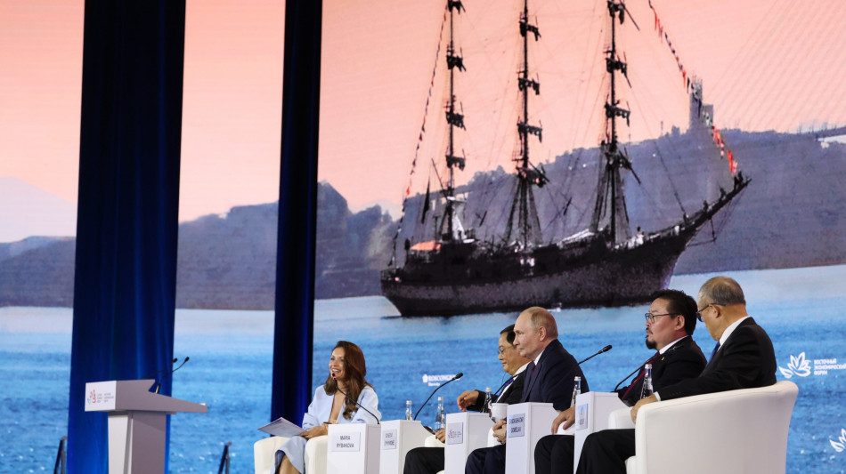 Putin, 'truppe occidentali in Ucraina sono bersaglio legittimo'