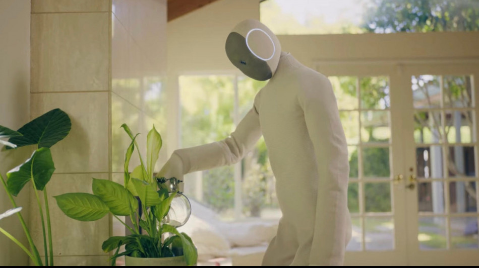 Debutta negli Usa Neo, il robot che aiuta in casa