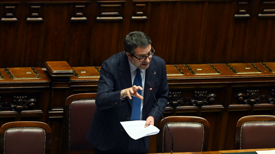 Salvini convoca le compagnie petrolifere mercoled&igrave; prossimo a Milano