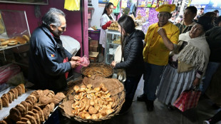 Sin pan, sin gasolina, sin dólares: malestar en Bolivia a días de elección