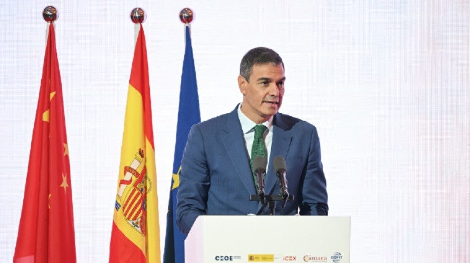Pedro S&aacute;nchez propone "una soluci&oacute;n negociada" al conflicto UE-China sobre coches el&eacute;ctricos