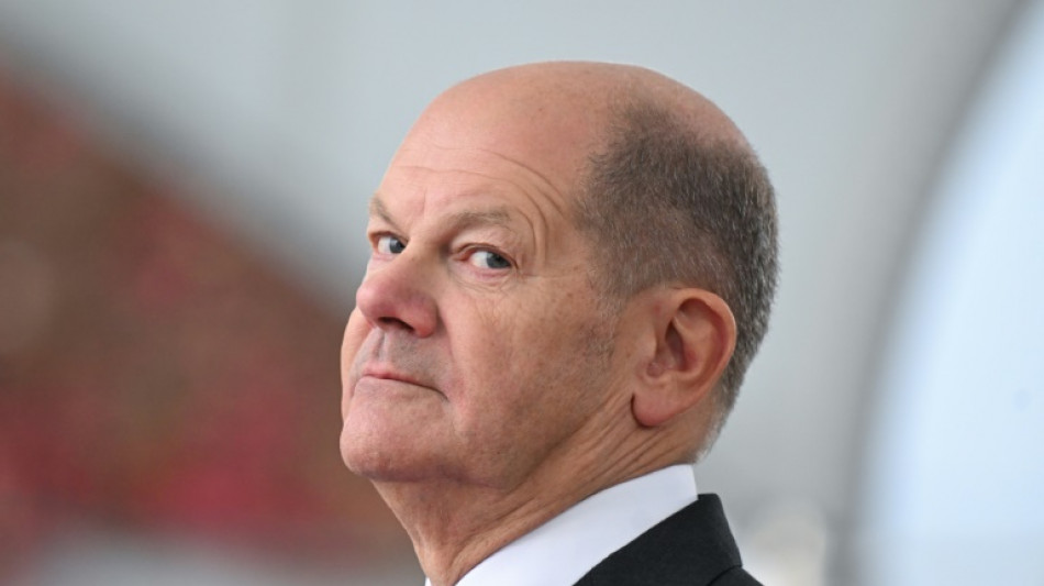 Allemagne: Scholz somm&eacute; de l&acirc;cher rapidement le pouvoir