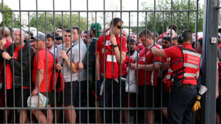 Foot: revenir &agrave; Paris r&eacute;veille le traumatisme des fans de Liverpool apr&egrave;s le chaos de 2022