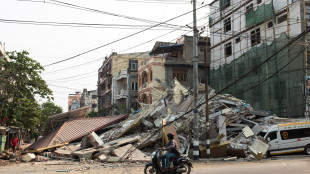 Croce Rossa, 90 persone sotto macerie edificio a Mandalay